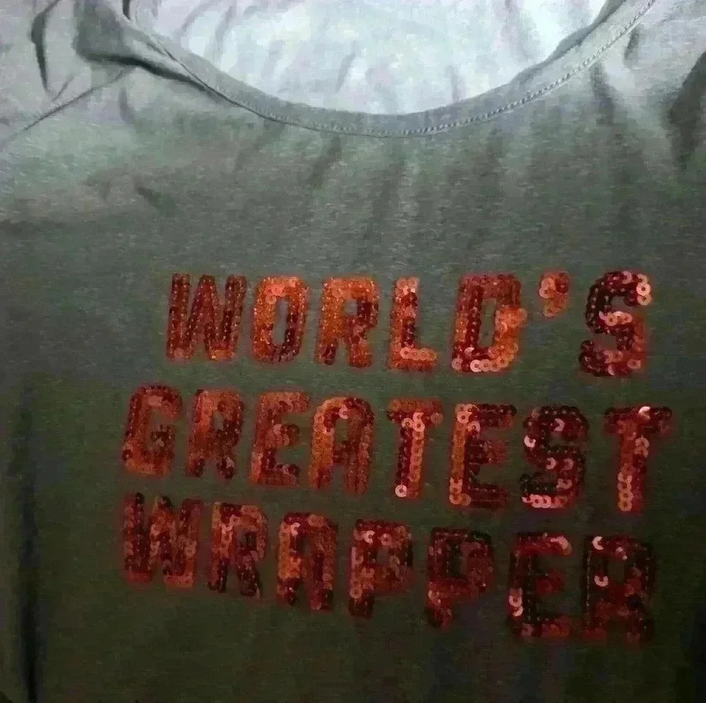 Christmas t-shirt, "World's Greatest Wrapper ", sz XL - Picture 2 of 3